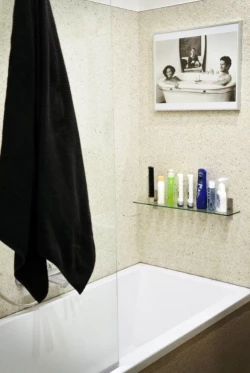 2015 Klienti, koupelna Hranice, Bianco Carrara.jpg